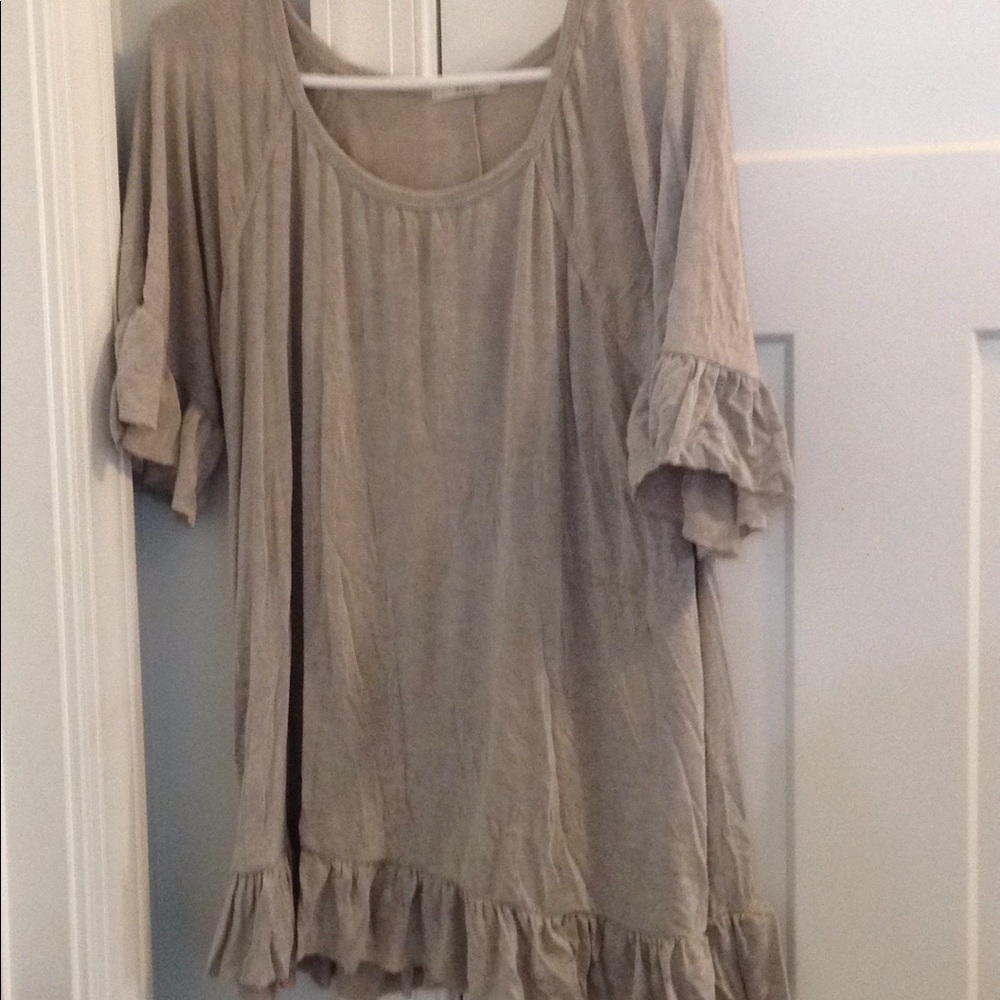 Cream colored shirt
